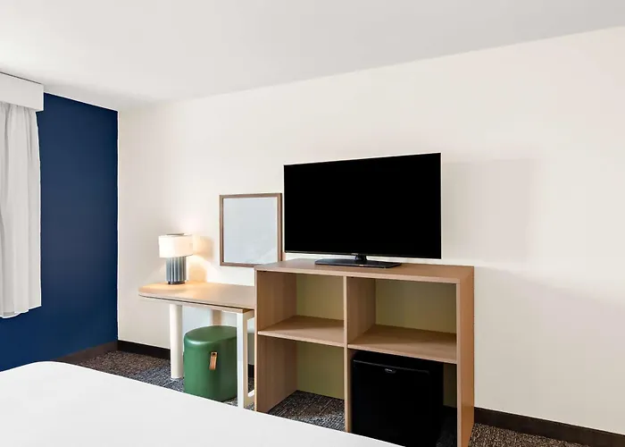 Spark By Hilton Southwest 3*