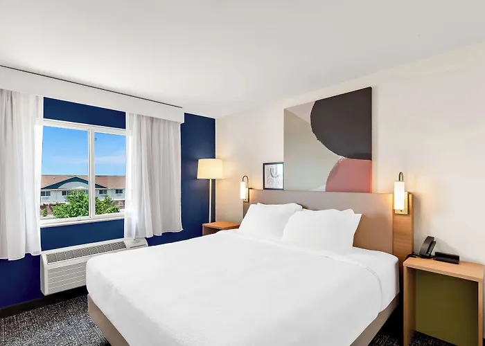 Spark By Hilton Southwest Hotel