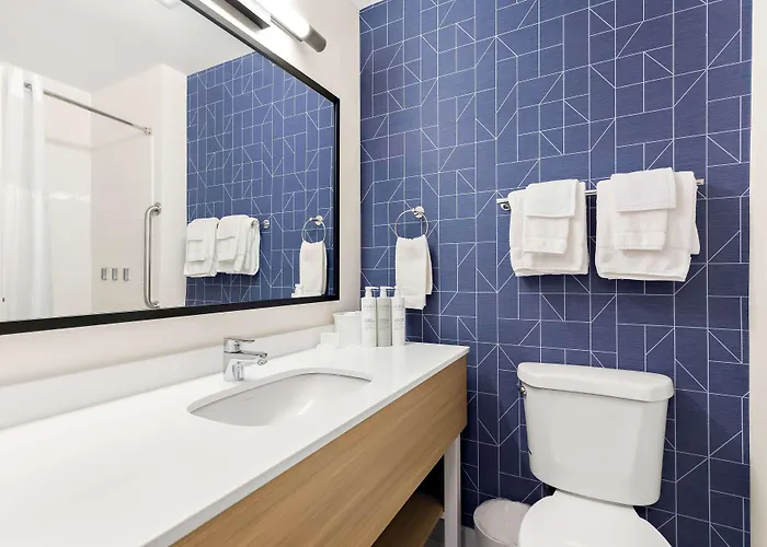 Hotel Spark By Hilton Southwest 3*