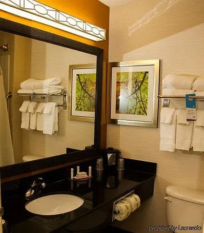 Spark By Hilton Southwest Hotel